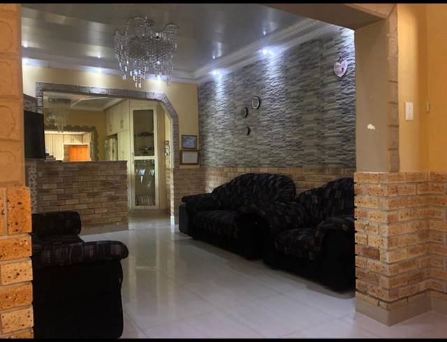 3 BEDROOM HOUSE FOR SALE IN MALVERN